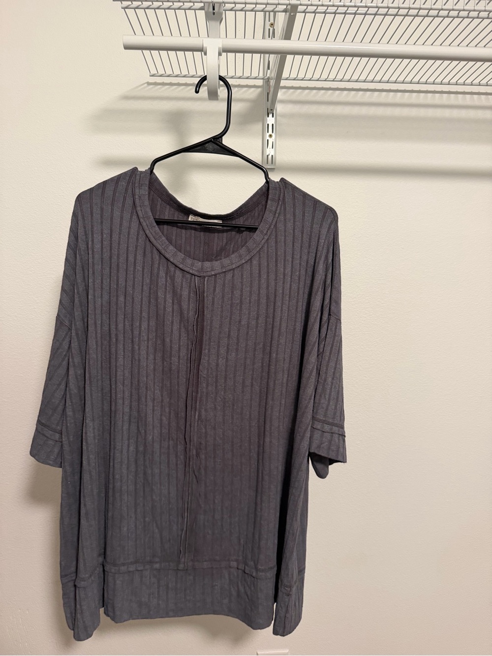 Zenana Outfitters Ribbed Short Sleeve Top - Charcoal Gray